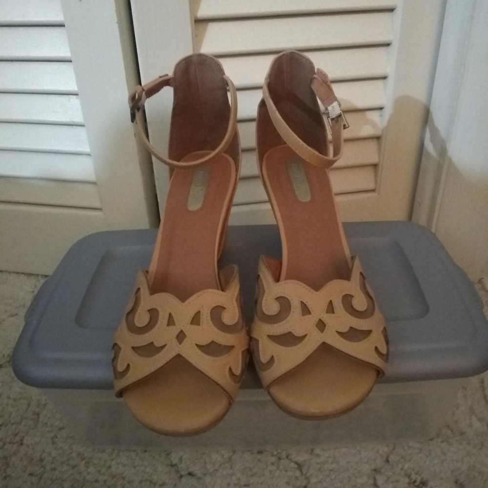 A great pair of wedges!